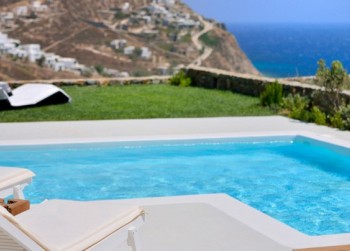 Villa Erato Pool View